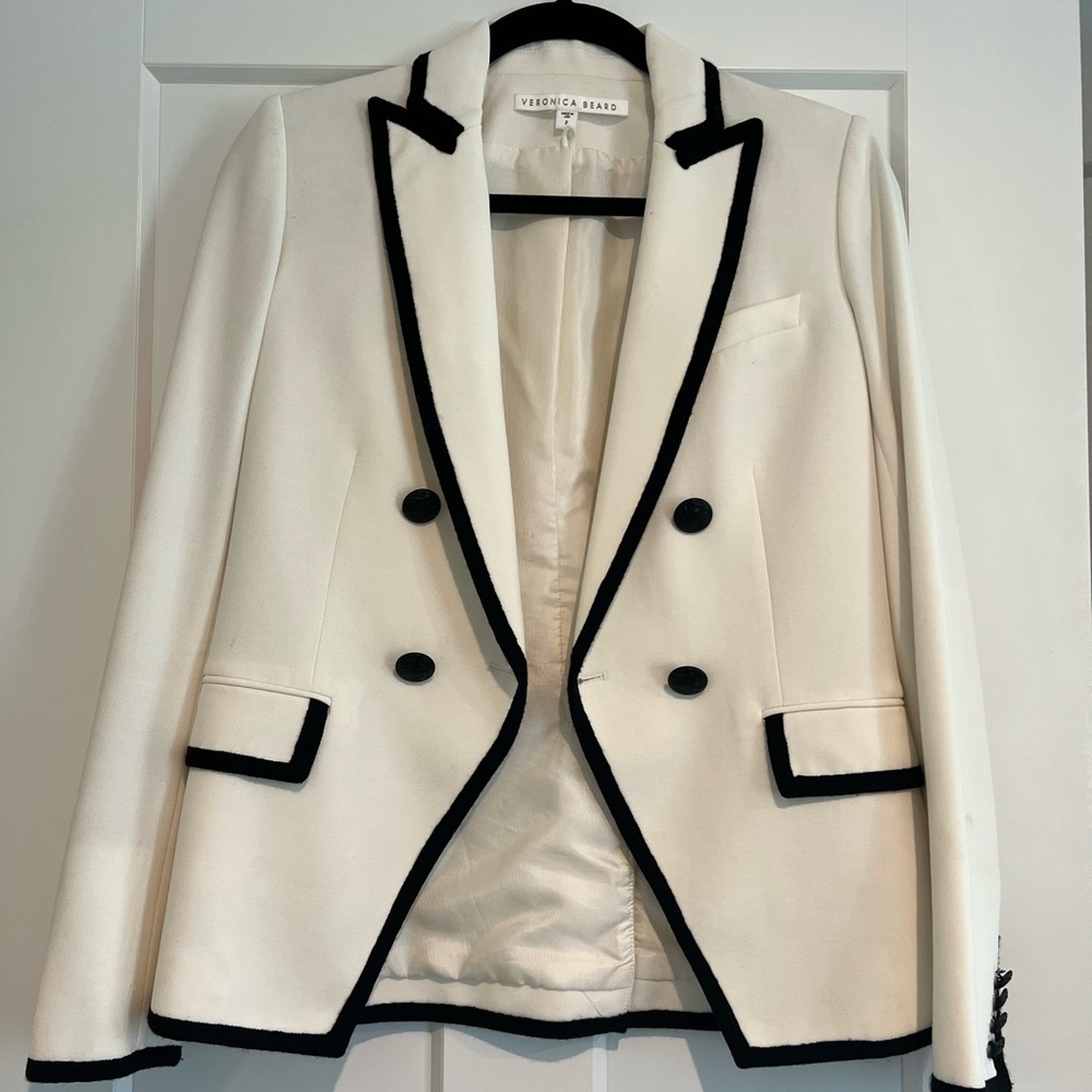 VERONICA BEARD BLAZER